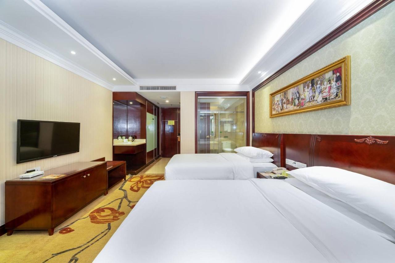 Vienna Hotel Dongguan Houjie Exhibition Center Bagian luar foto