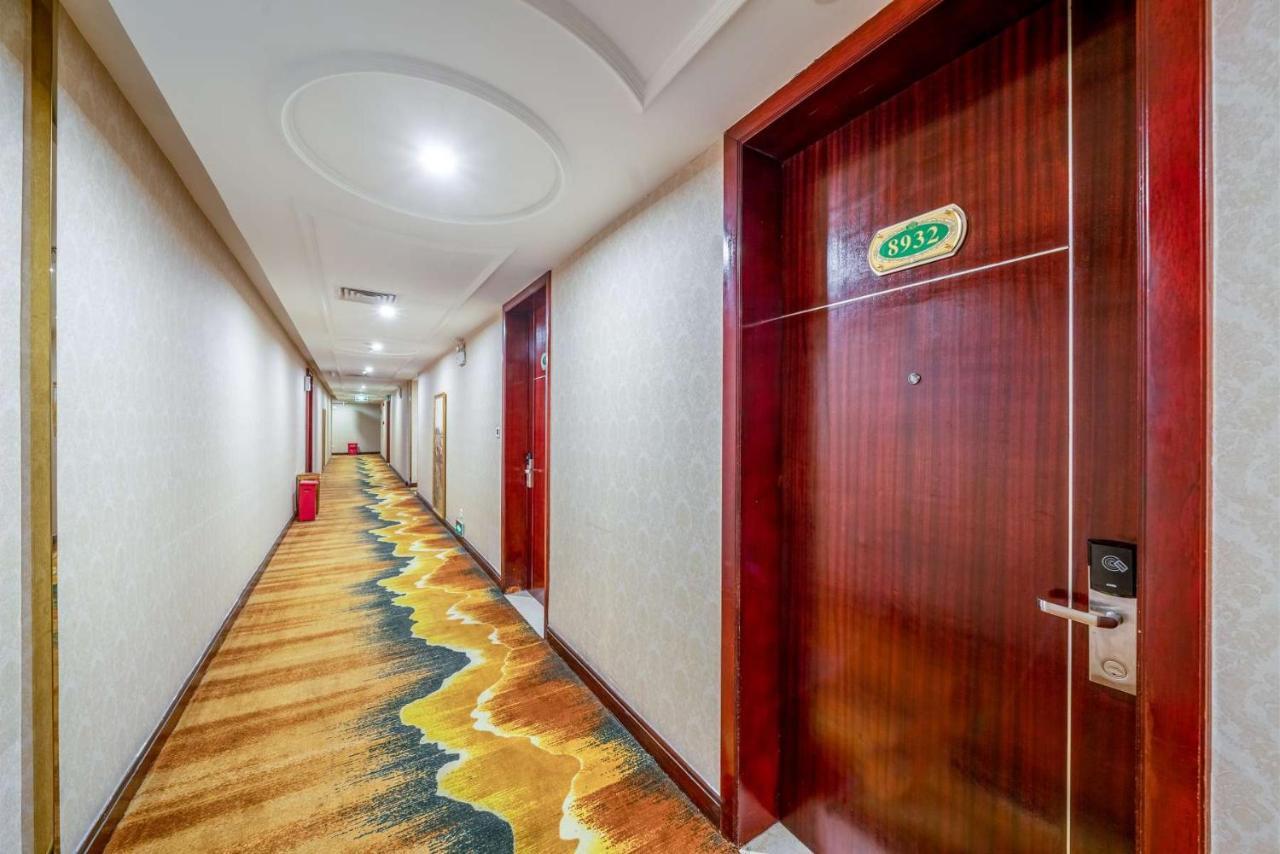 Vienna Hotel Dongguan Houjie Exhibition Center Bagian luar foto