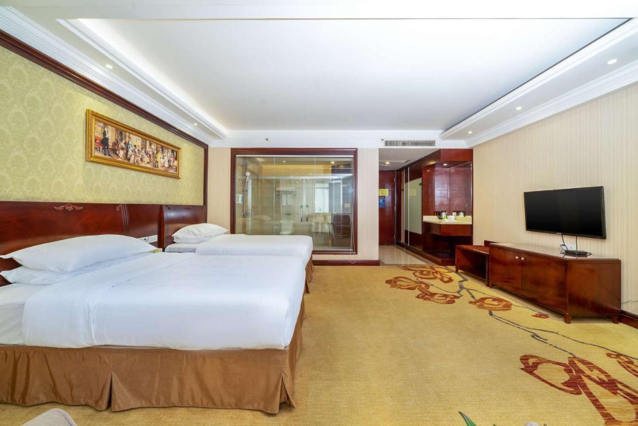 Vienna Hotel Dongguan Houjie Exhibition Center Bagian luar foto